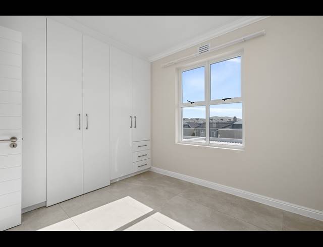 3 BEDROOM TOWNHOUSE TO LET IN SUNNINGDALE